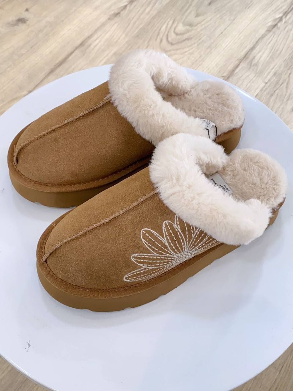 db6ede95-9c75-4121-9a14-56efa170cbbc