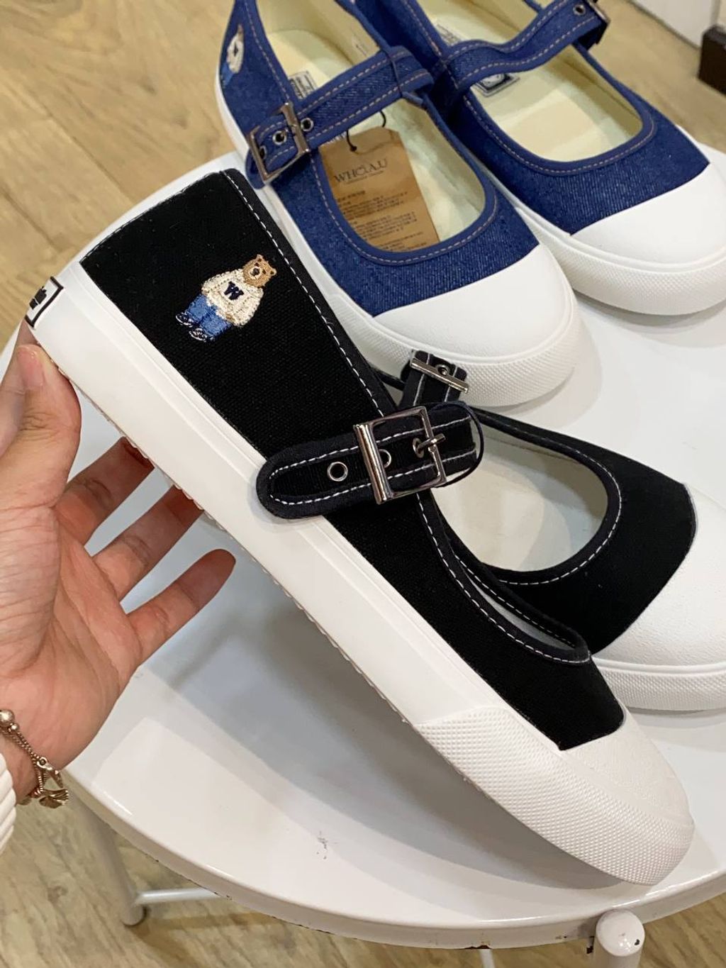 9b21ddf2-f6d7-464f-b360-5e3a2e9e4f43