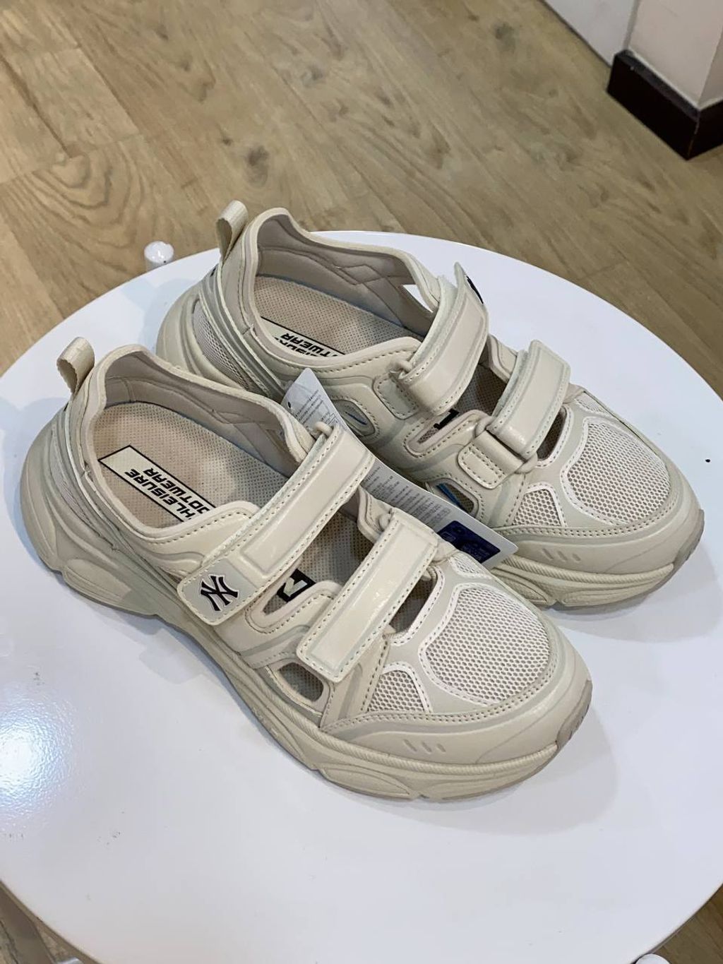 06da93cb-2110-46b8-9e5b-10287bc91184