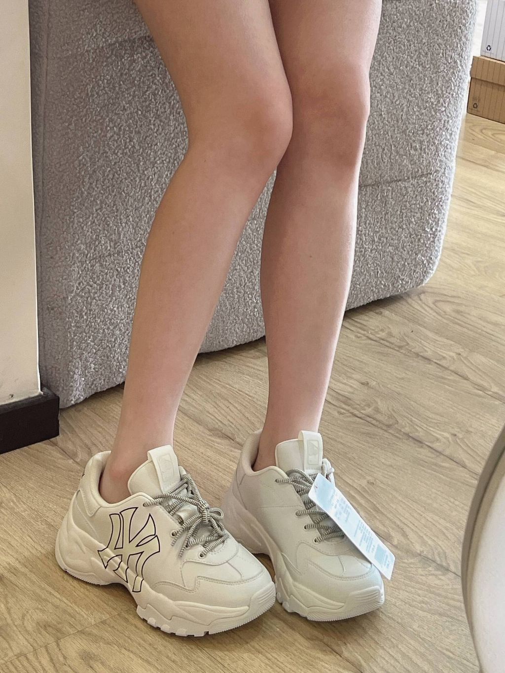 dd834025-b799-466b-93fb-5a9b98486e85