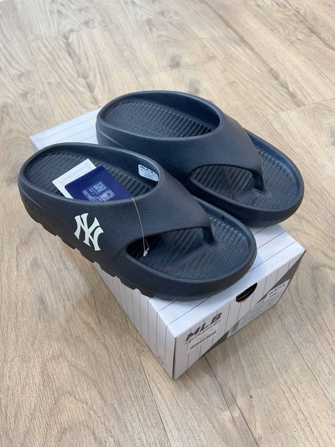 2ac615e2-4f2f-441d-9288-989b7a3729bc