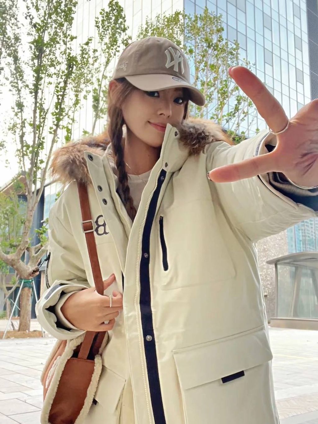 b8d6b136-1469-491d-92a1-2e0c1e478951