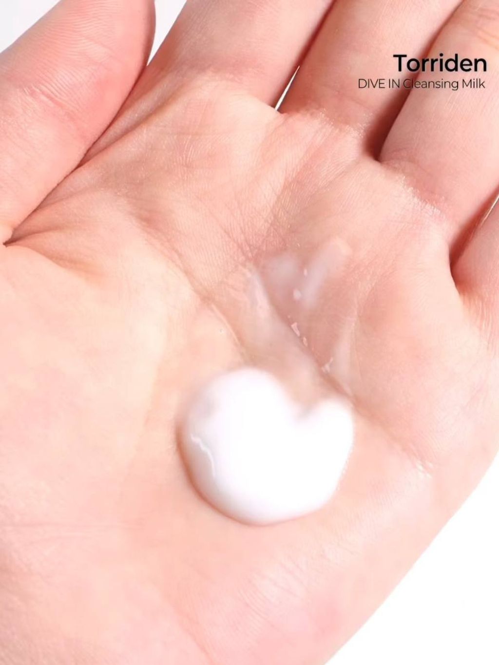 e6c28ef3-ef63-432f-92c8-a9053eb9effa