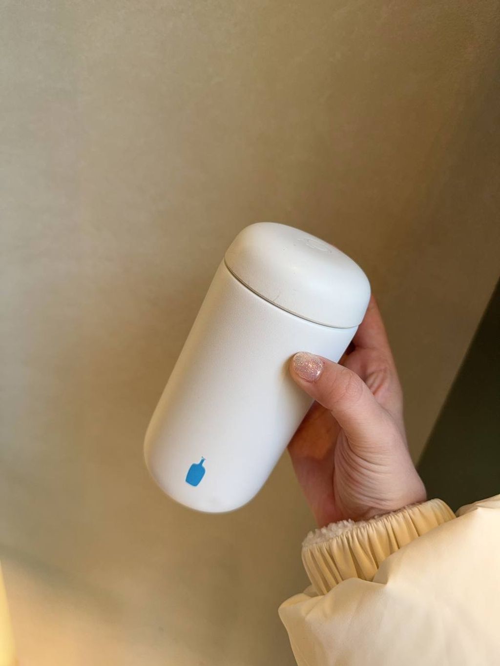 b8ed4e29-08e1-48a3-9ffc-538c894e3d3a