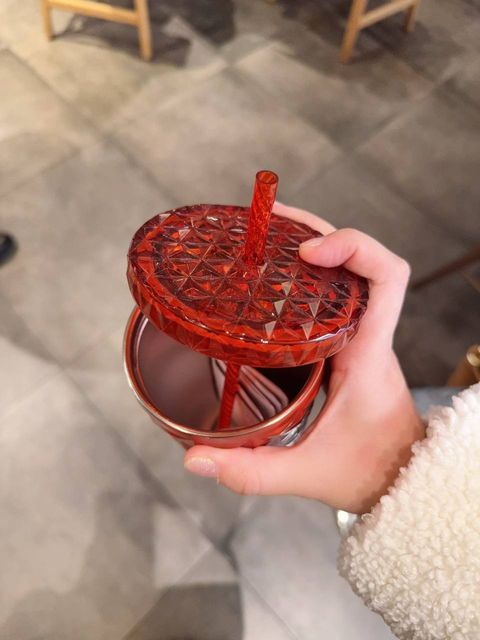 6e064e78-f052-409c-929e-5de265e93d9a