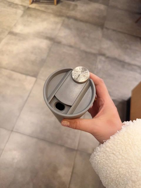 c1c9c838-7214-4dd4-b25c-6941177cd4a1