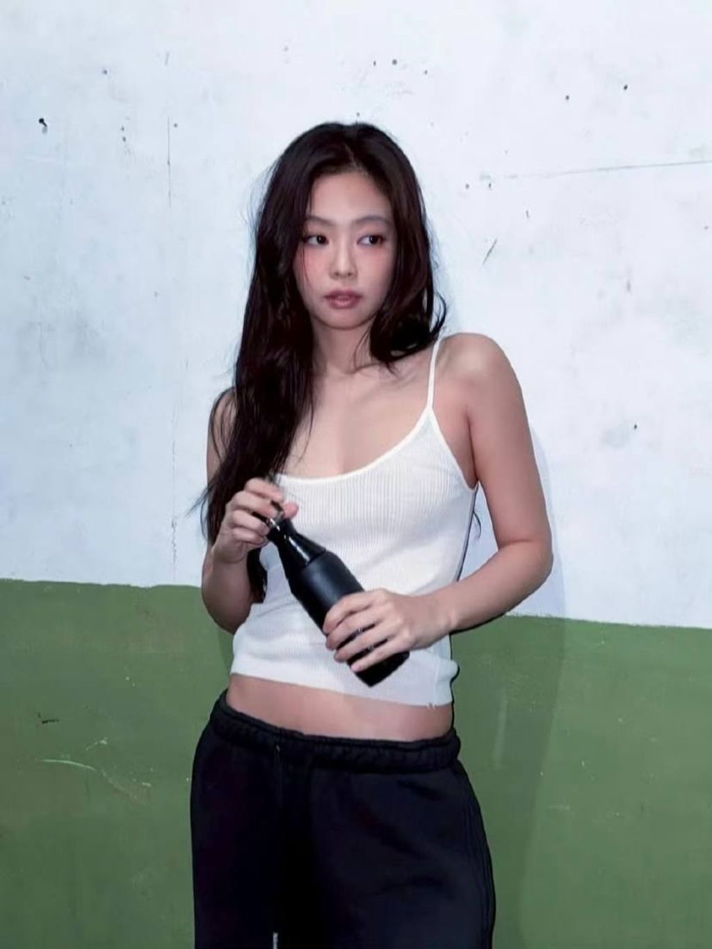 a4a37490-892c-4ae5-a6de-d0ff44a31f90