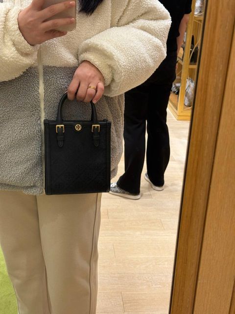 8624230d-3f1e-4dfe-ada0-1287d7fea240