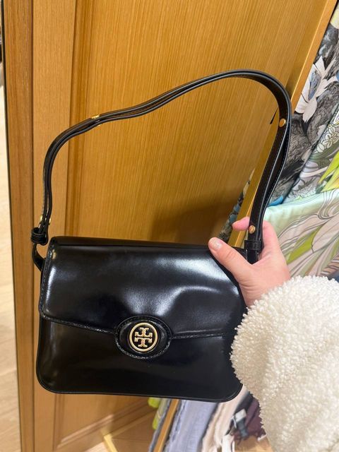 f450f101-1e18-4492-a747-572a3d08296d