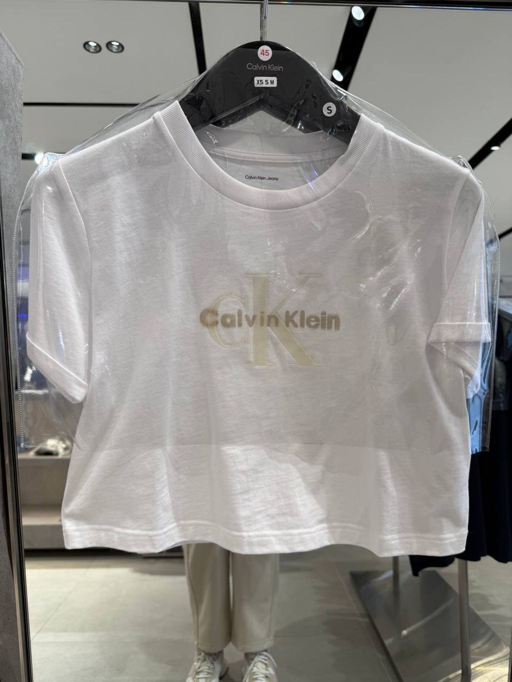 1c345cb0-135f-45d1-ac03-988904c75886