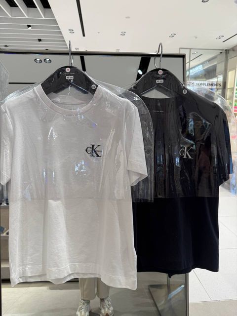 ef065bd4-90fc-446f-8015-e3217773fc91