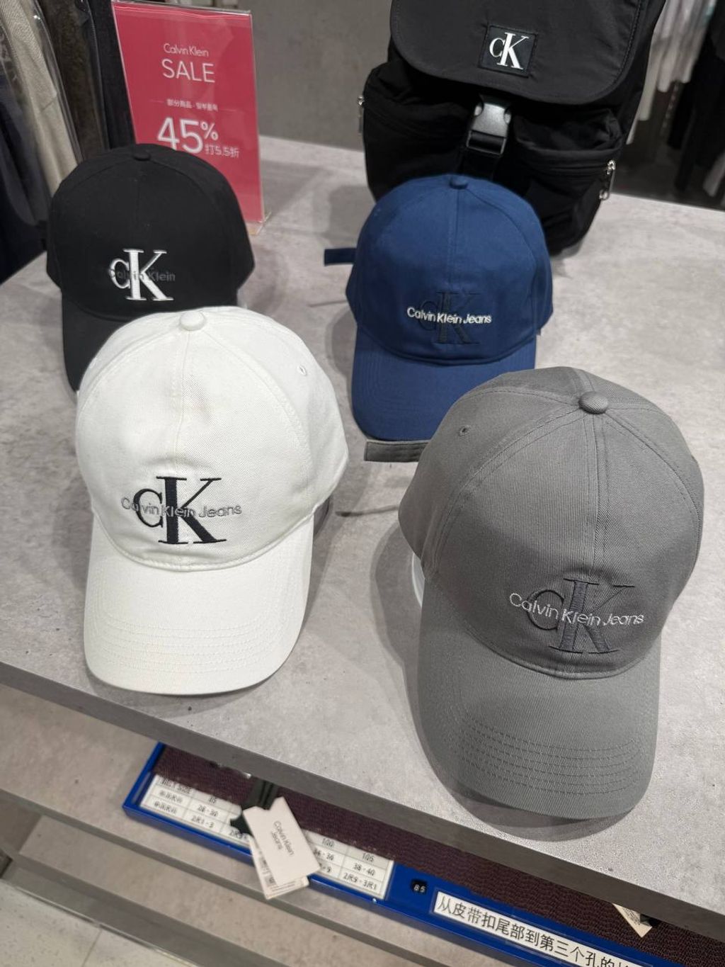 c4bee0f2-7e2d-43ac-b0dc-92b6deb6164b