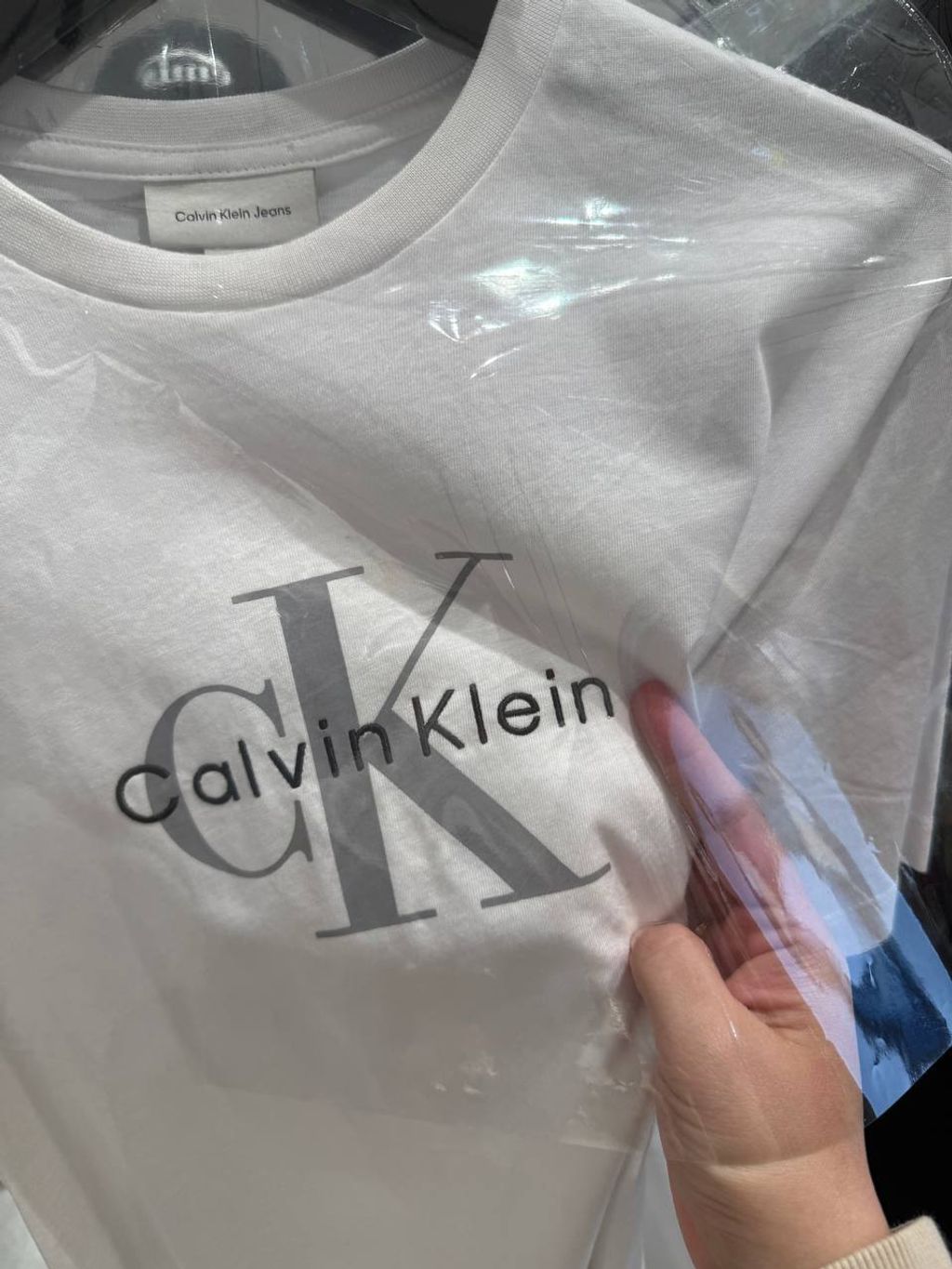 06396a04-2431-4572-97a5-e0ec0fabbd7a