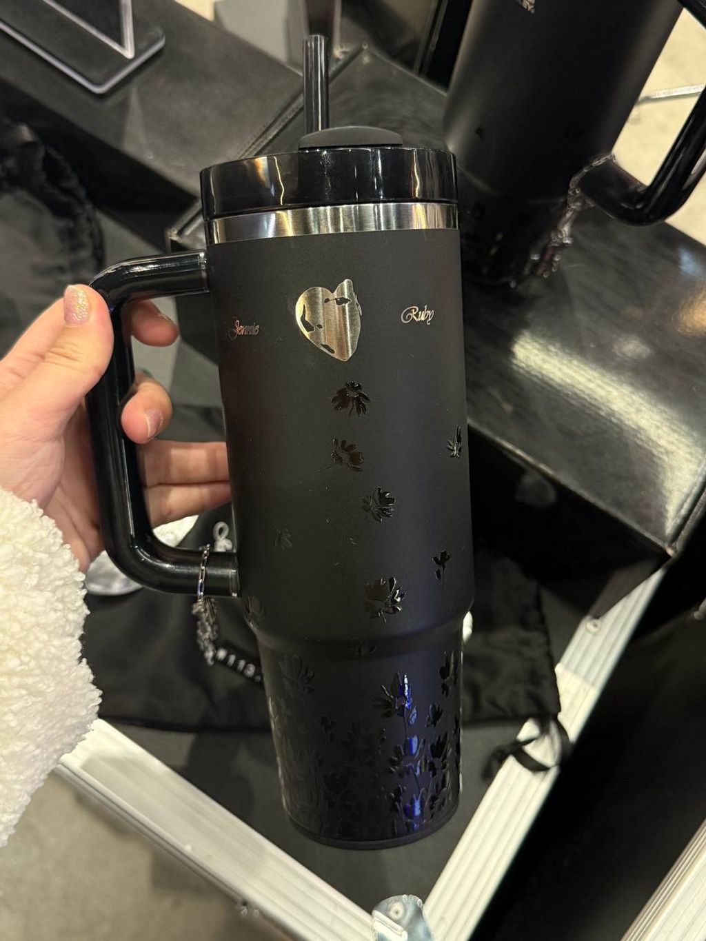 777b4a44-d288-4291-876c-bfcb3817a421