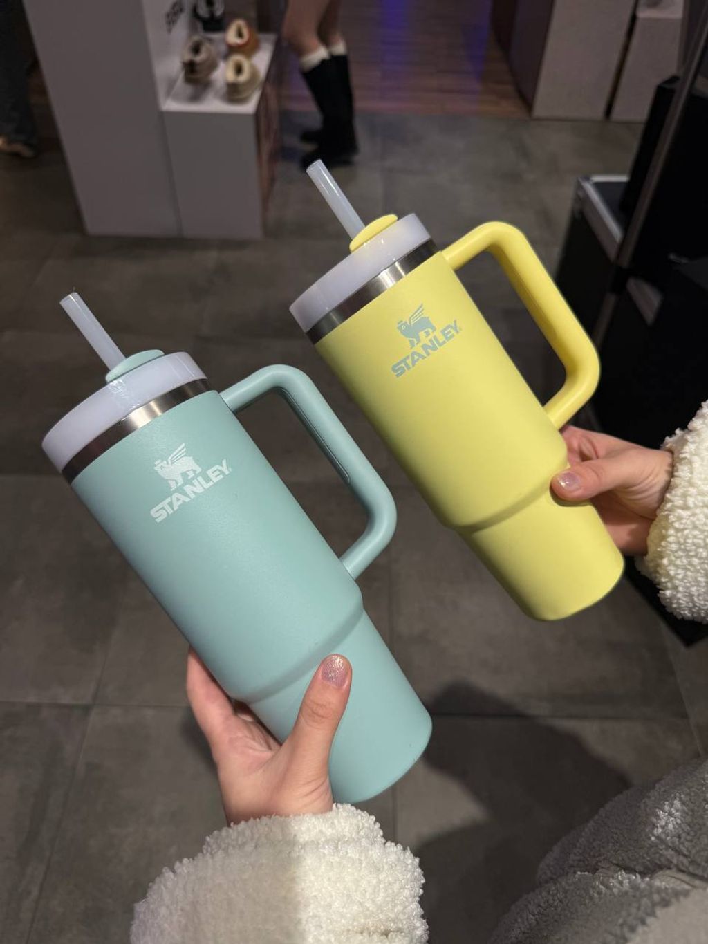 f5b36155-46c4-4b55-9d42-95966686f46b