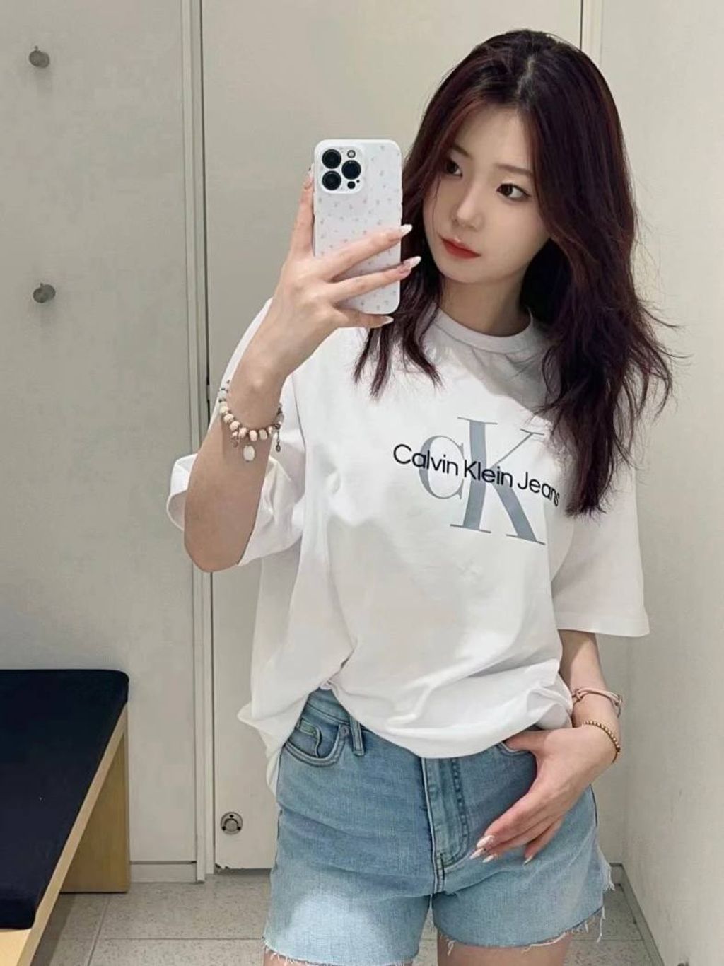 47b48efe-96f1-4d33-9768-d16f776be44d