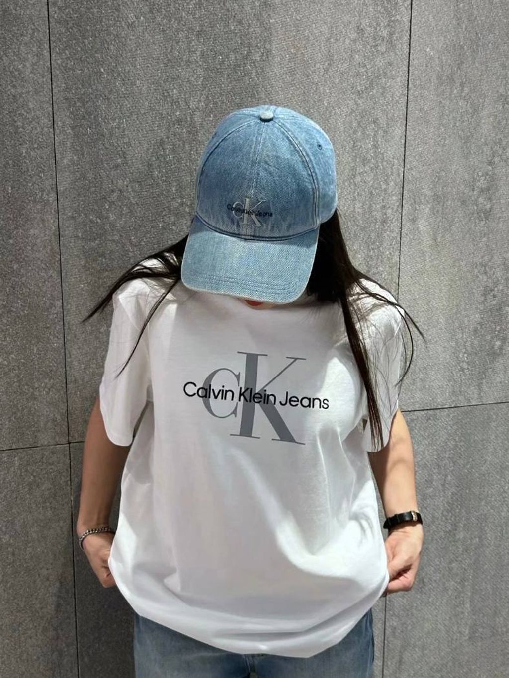 50c70ce4-b814-470d-95f2-f9ba7b04c294