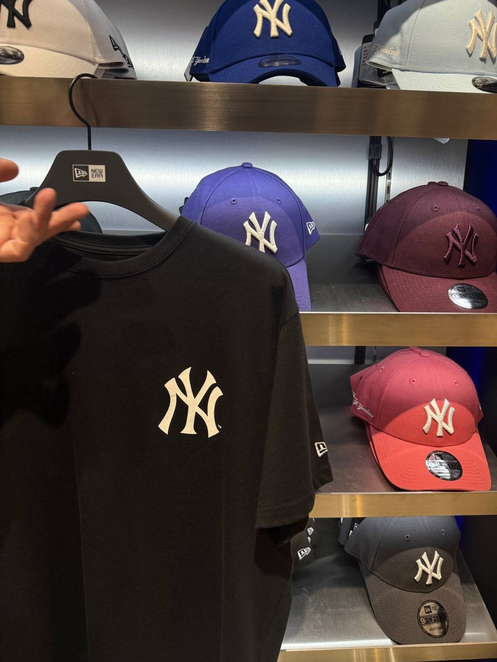 211009d6-04e9-4f04-8fd4-4563d80e771a