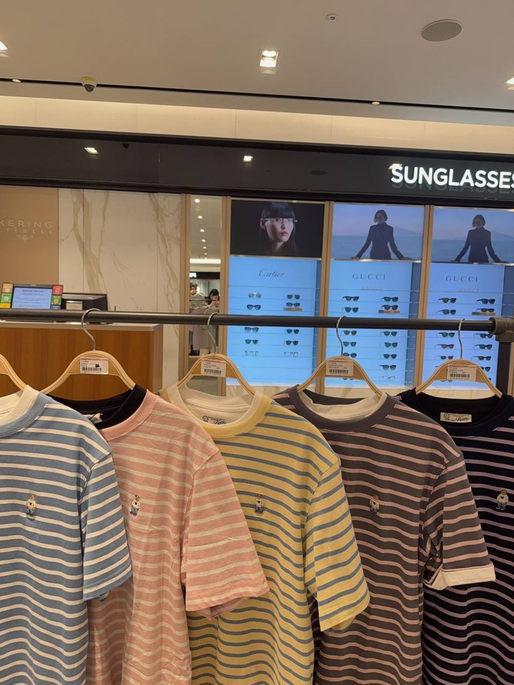 c8e8dd46-9f33-4b06-9b80-7c9d6a5e496d