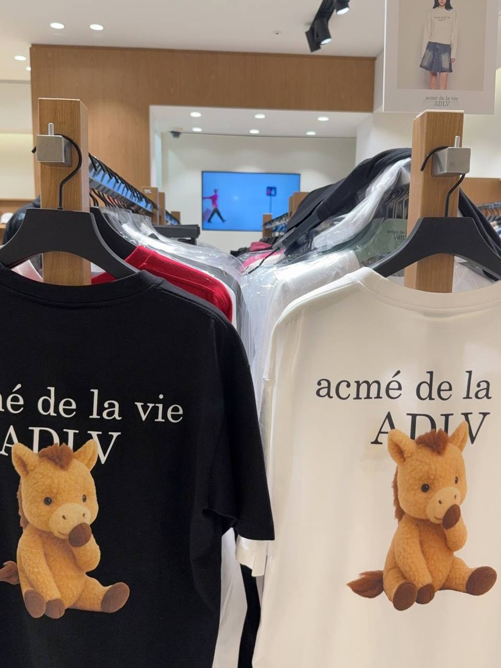 9ebc4d1e-5f6f-4949-ab12-ed5339314c2c