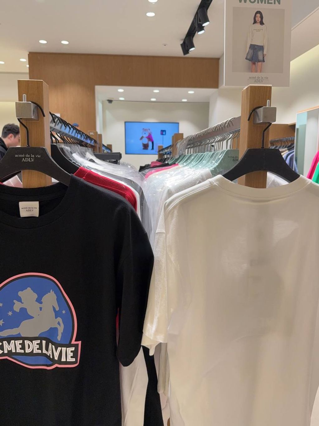 eece783f-70fb-45cb-9d5f-0a6a74fcc240