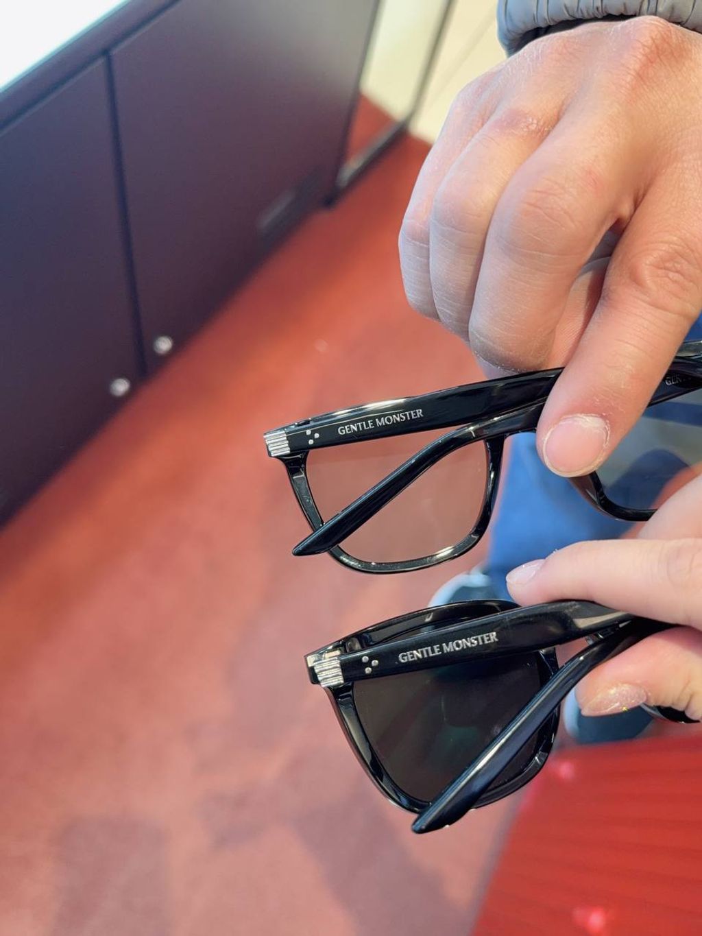 f5d9f0bb-d70a-48df-a2ae-621c03a7eb35