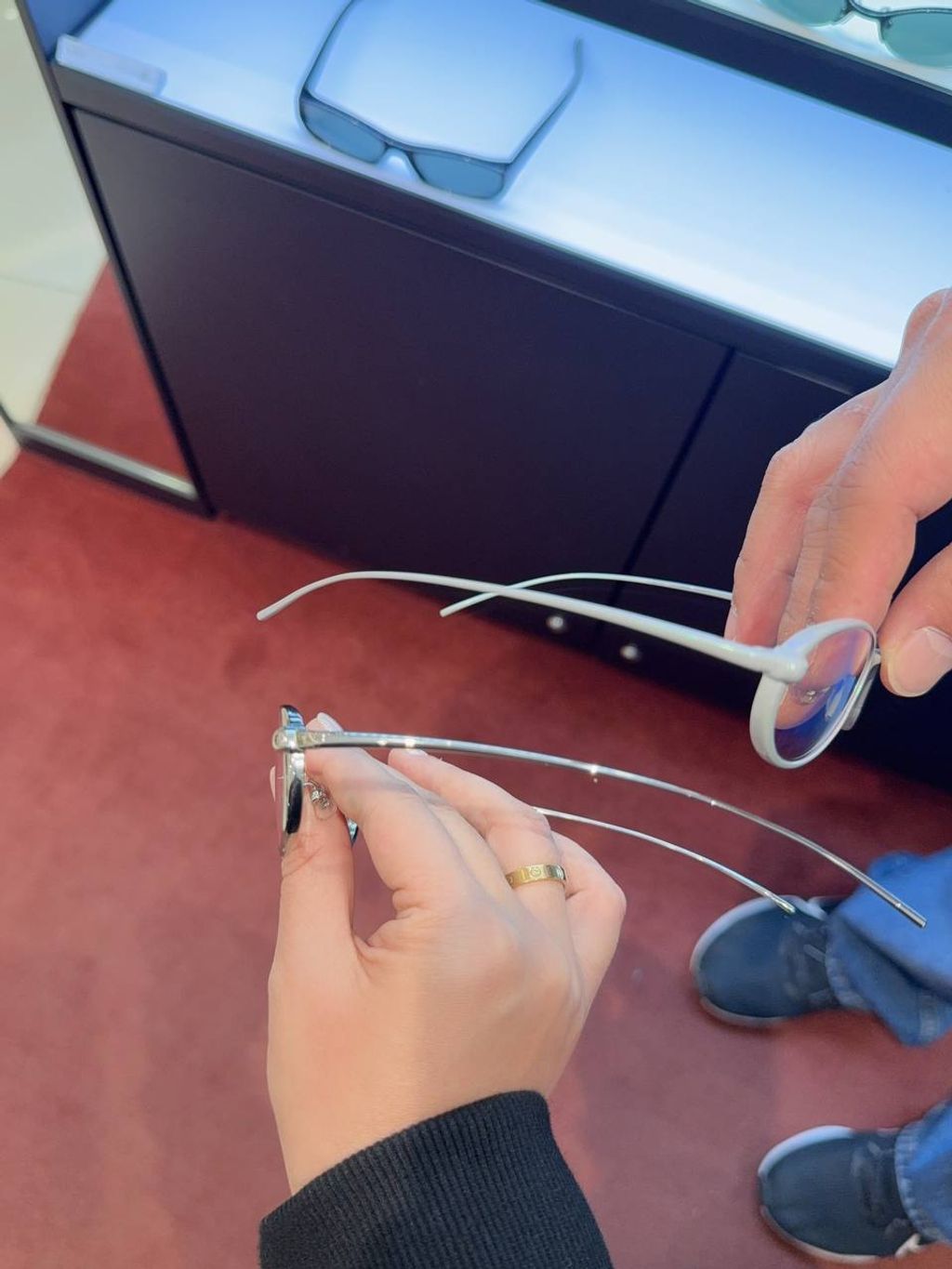 dcee11f8-ce61-4139-ba93-38874014c368