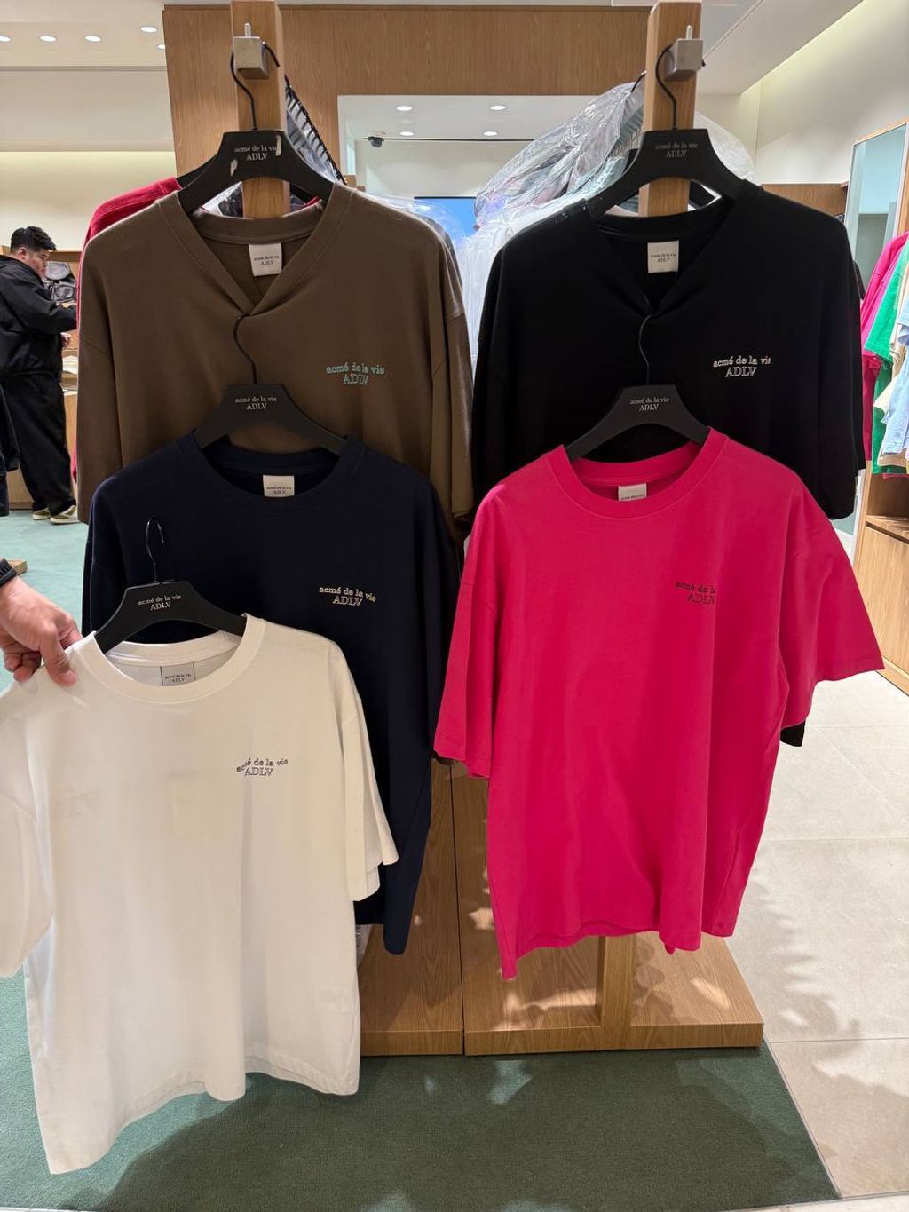 97fa7553-d230-477d-8533-f5a7bc3b3453