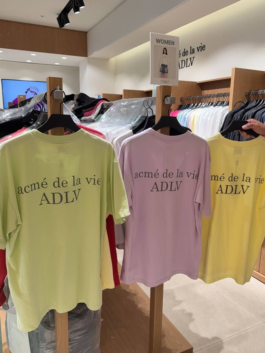 d17fa37c-2c22-46d1-83dd-4b0c93b1b560