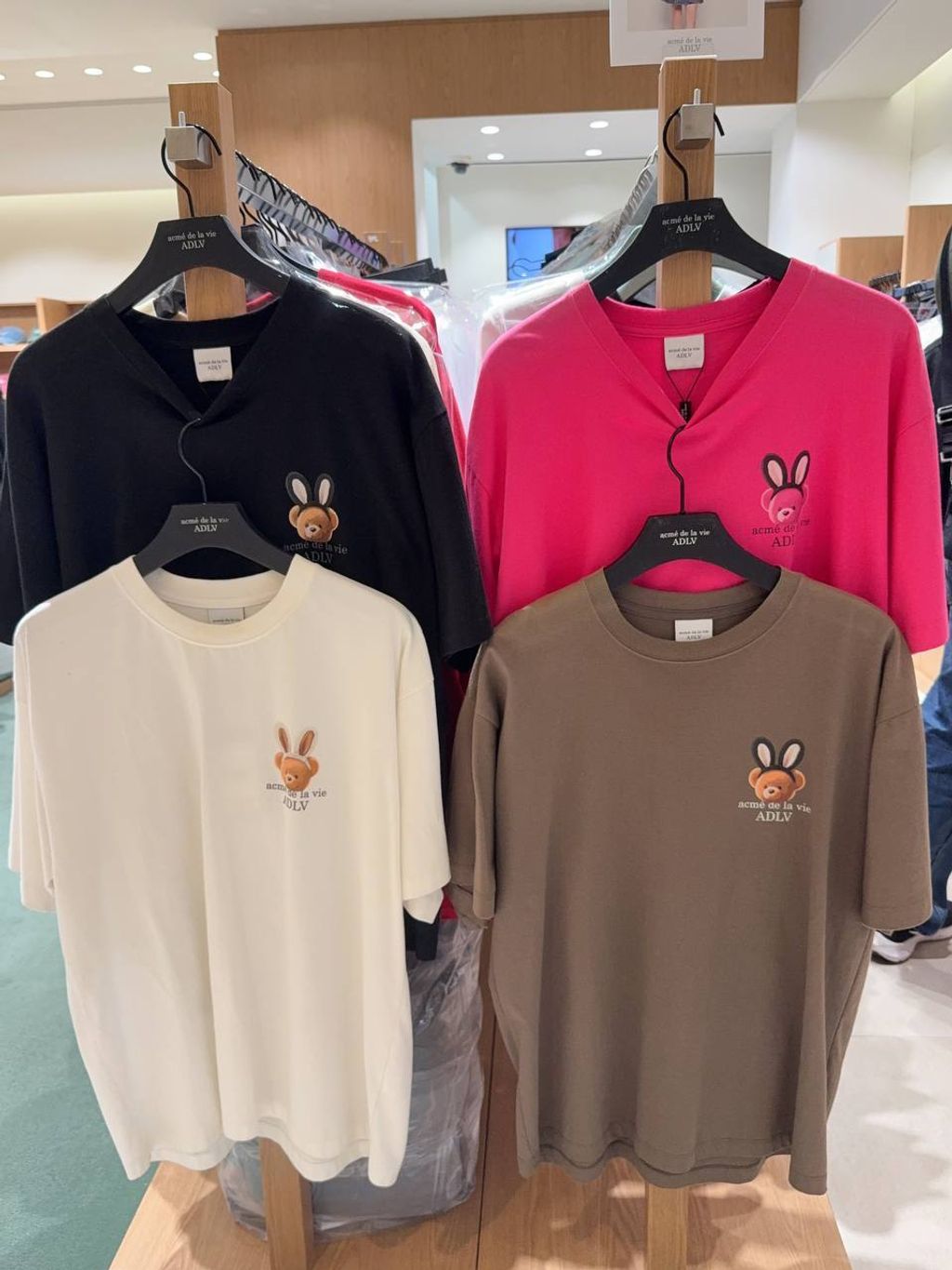 8f76b3a3-02d9-415a-b551-2d60dab72447