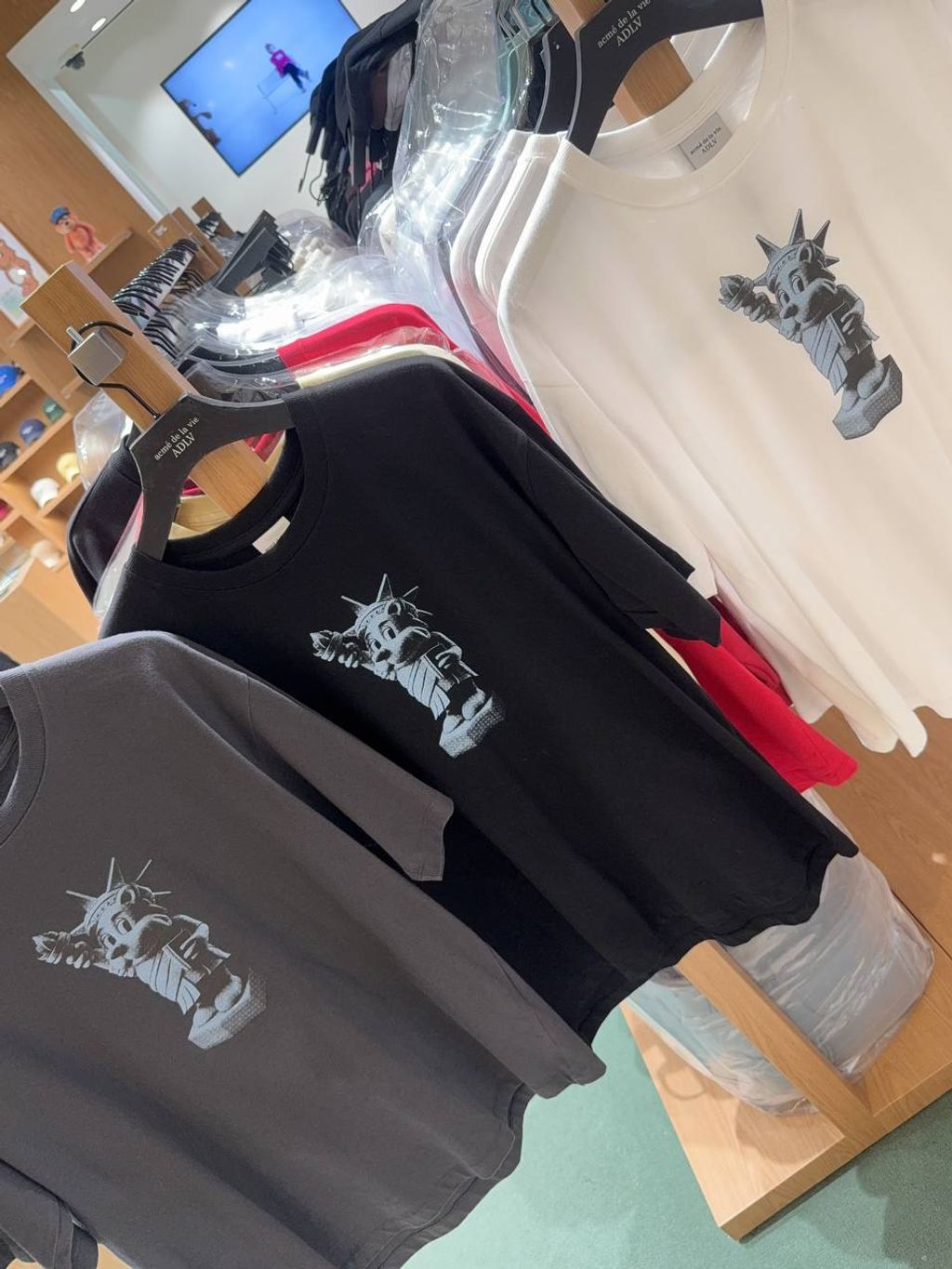 e7215467-039f-46fd-8e15-21e7267be97e