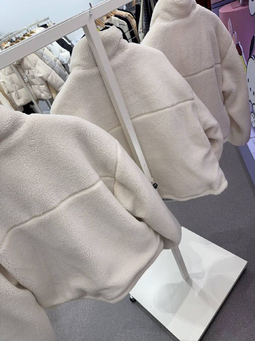 3a98f9df-438b-467a-9263-3f9c484b2935