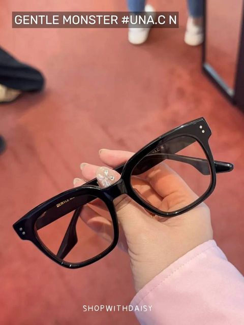 843c935d-94e5-4bd3-a293-fe51c66b462d