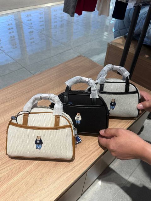 901f819b-99ae-4306-b282-c875da2d540b