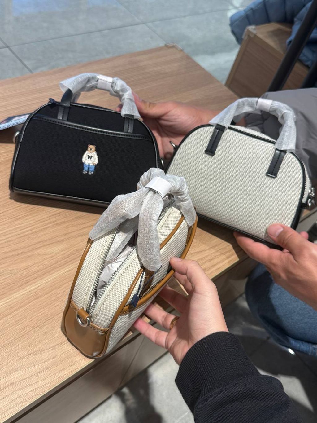 4f8abd84-a377-4ddd-99ca-8a4ef1d1f48e