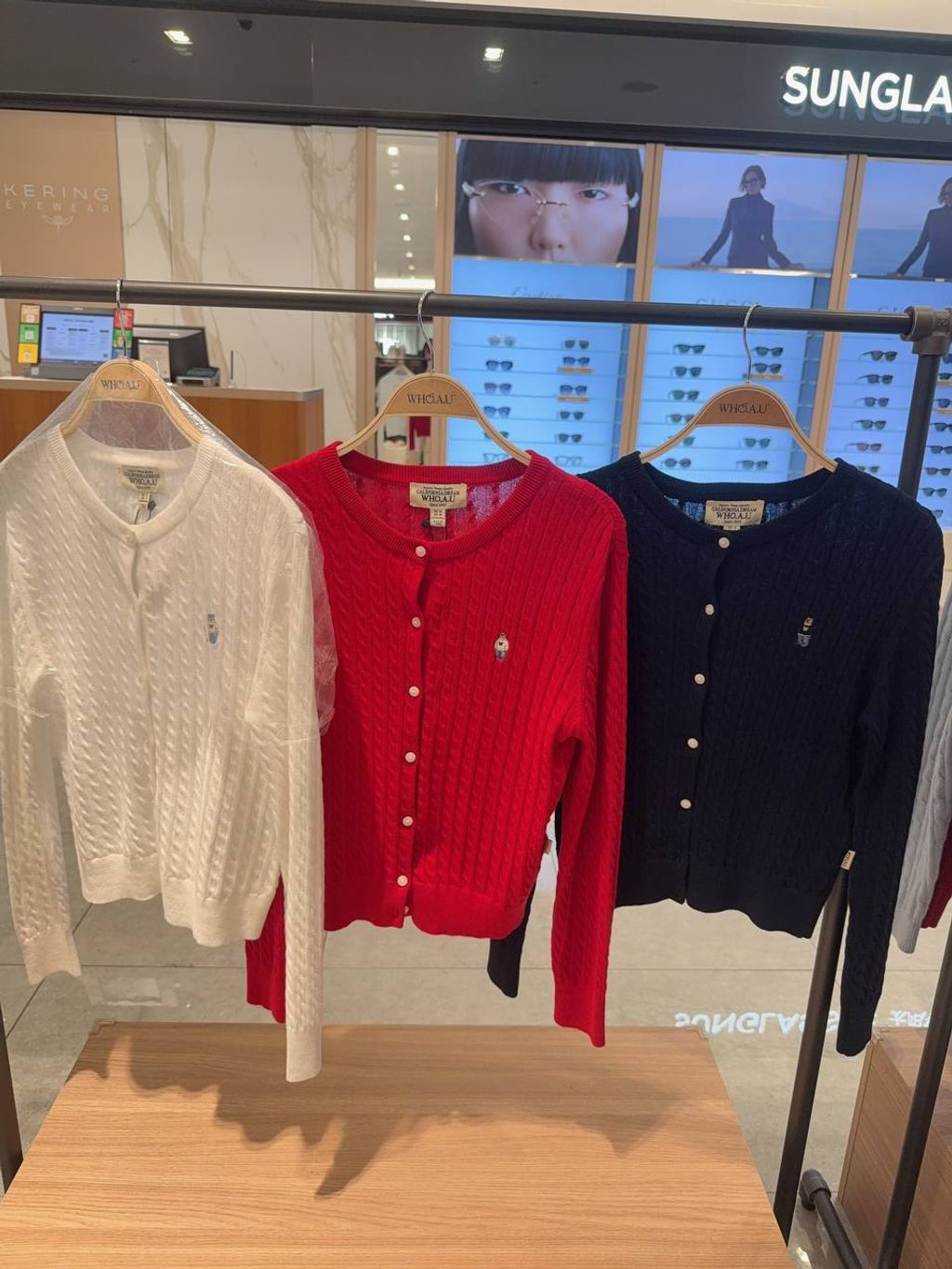 d124a4fc-3857-4c4e-a168-905a0835cd91