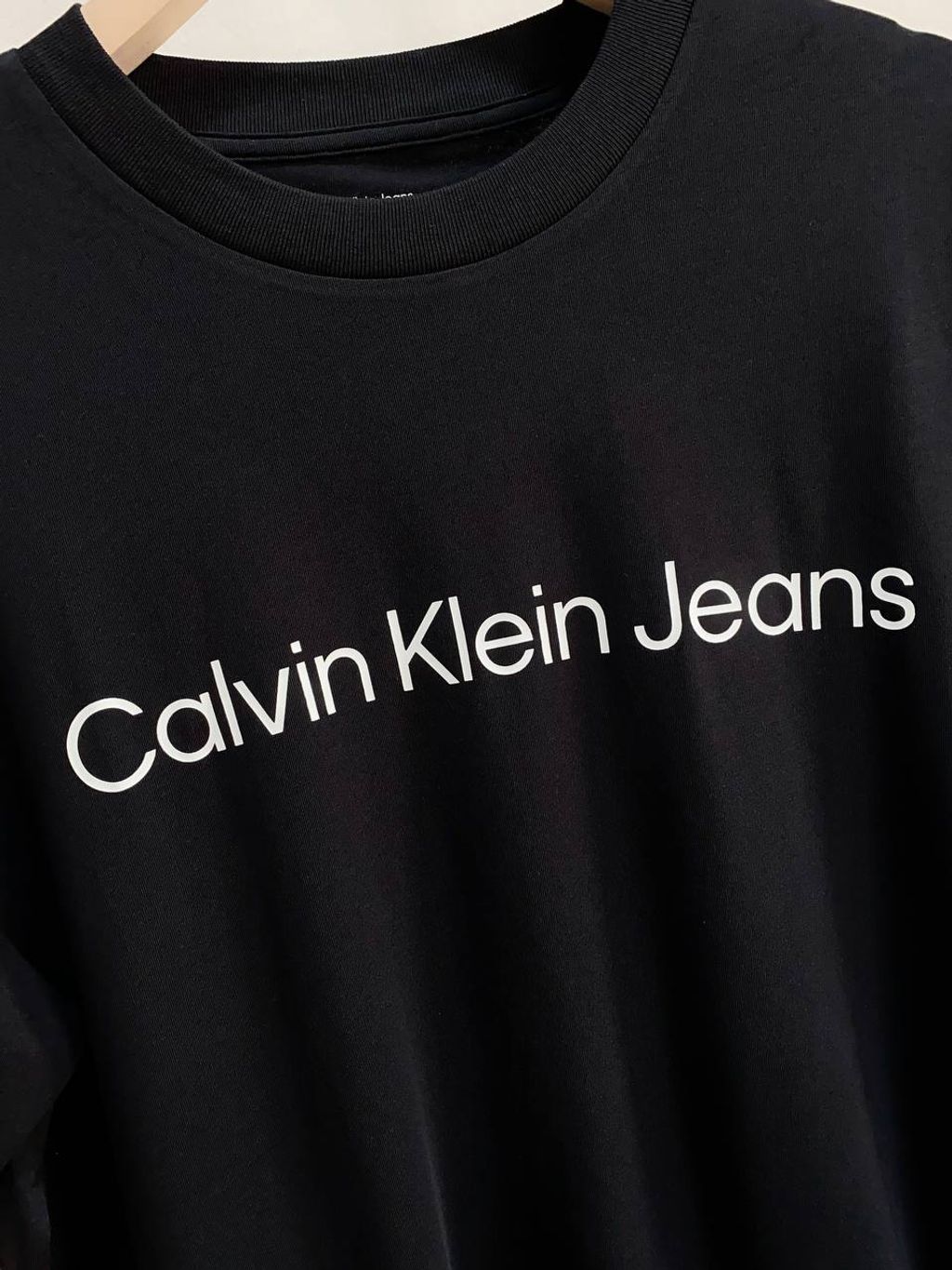 f3a6a0cc-7585-459b-bc27-8928212181bc