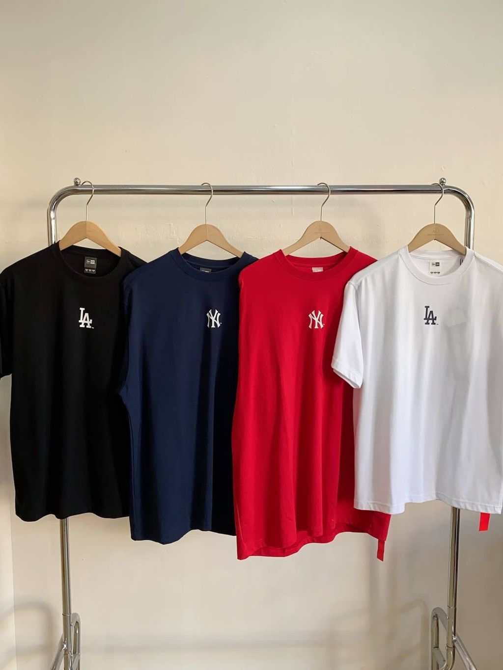 eb0088b1-fb4f-457d-97e6-b51c954e1e4b