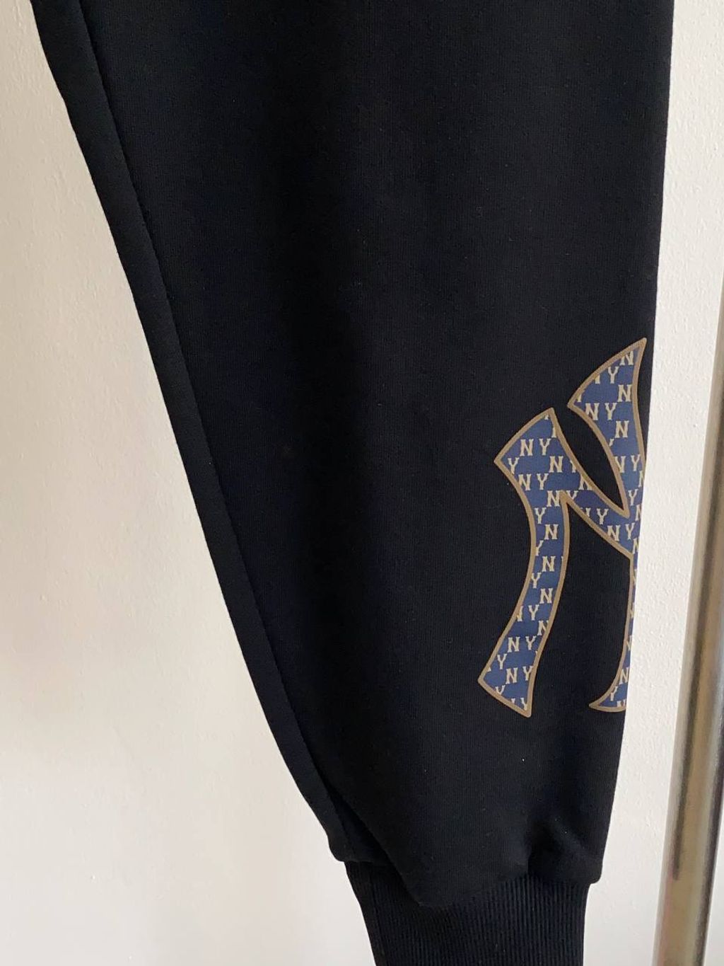 ffae676a-24f3-4880-96f0-8e6798de1de0