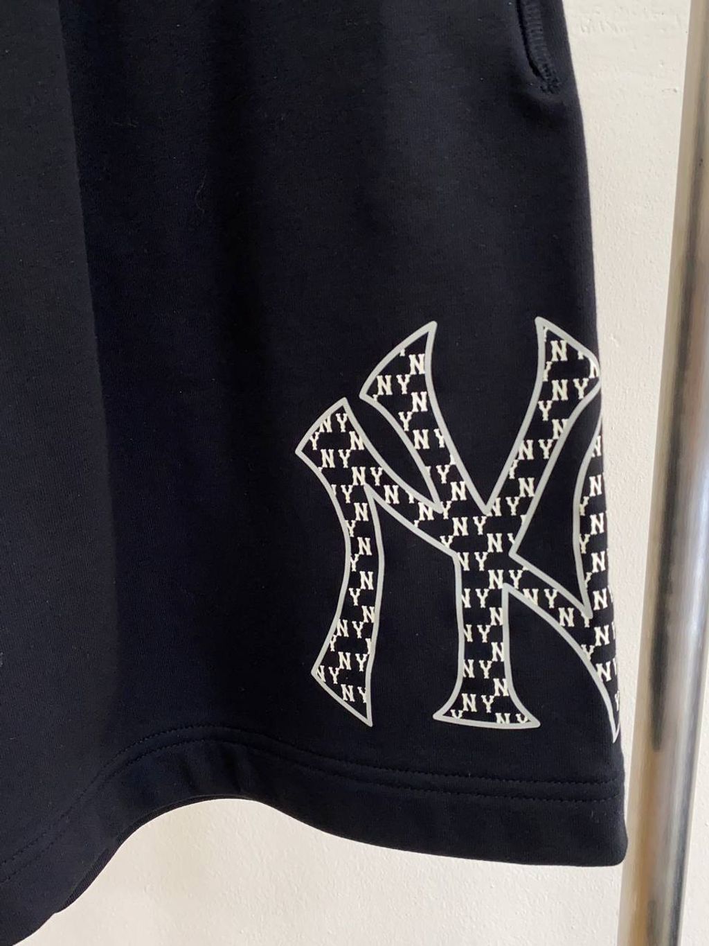 3c0c8972-c78d-466c-b476-161f54e552de