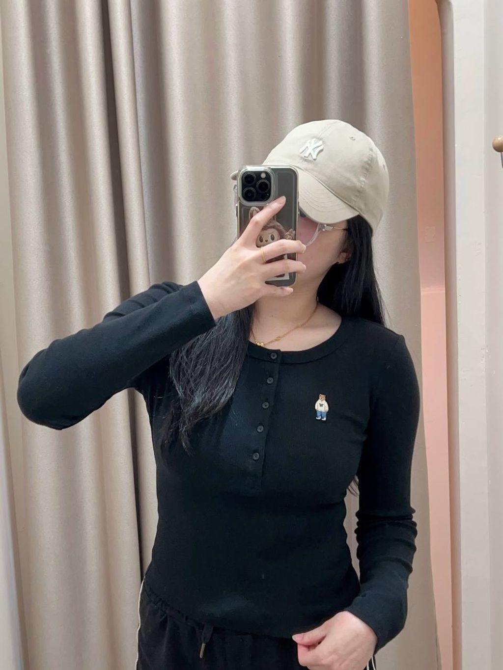 5bc77431-454c-40db-aa4b-d70db6217f45