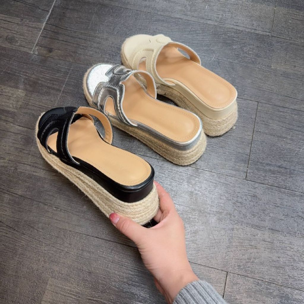 339698c9-b704-4309-8b8f-be25a4531656