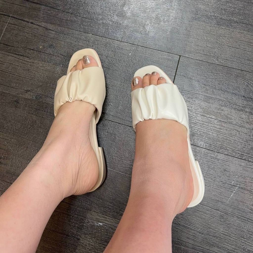 fff0edef-59b7-4184-badb-833f49c3fc33