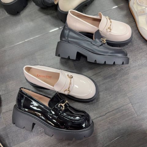 e873074c-8882-43b5-b119-c5efb1ffe2e5