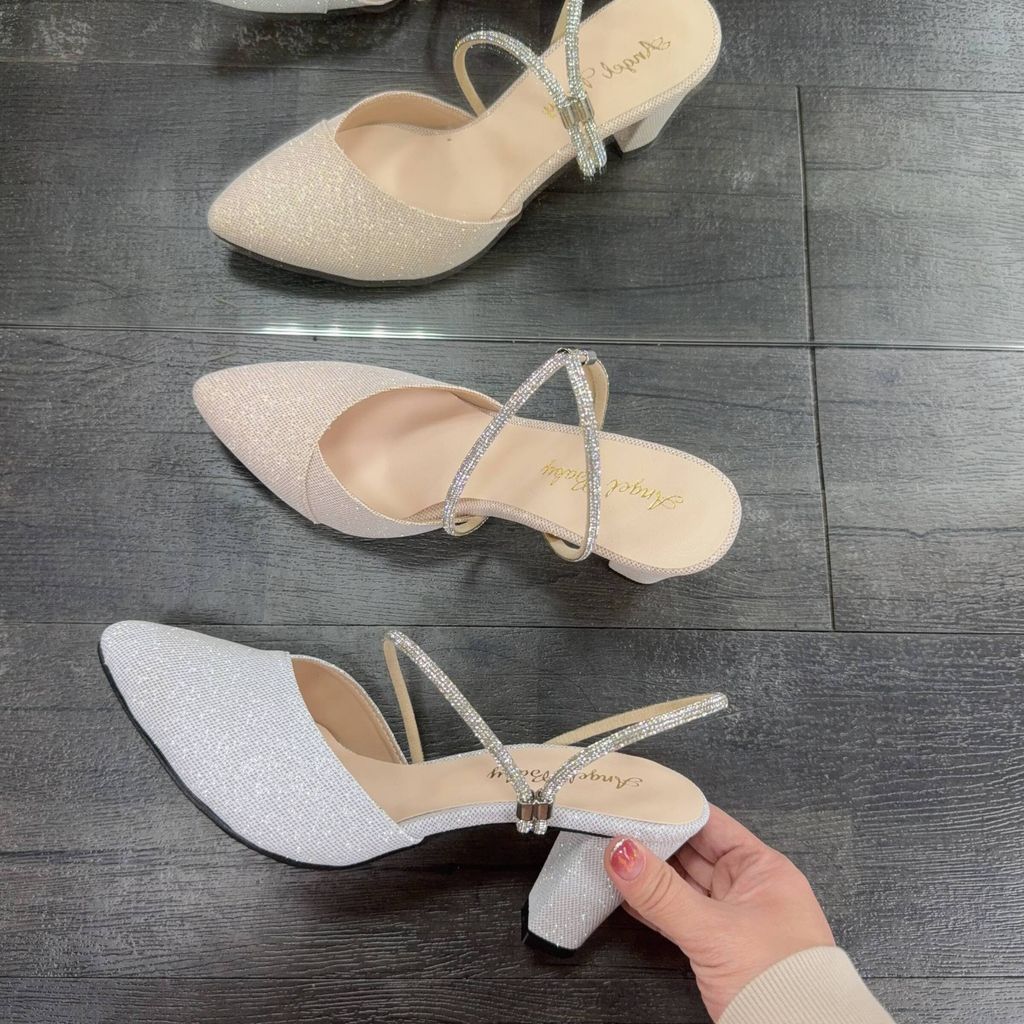 d606f365-f2c5-49ea-a8c6-8771fd663d4a