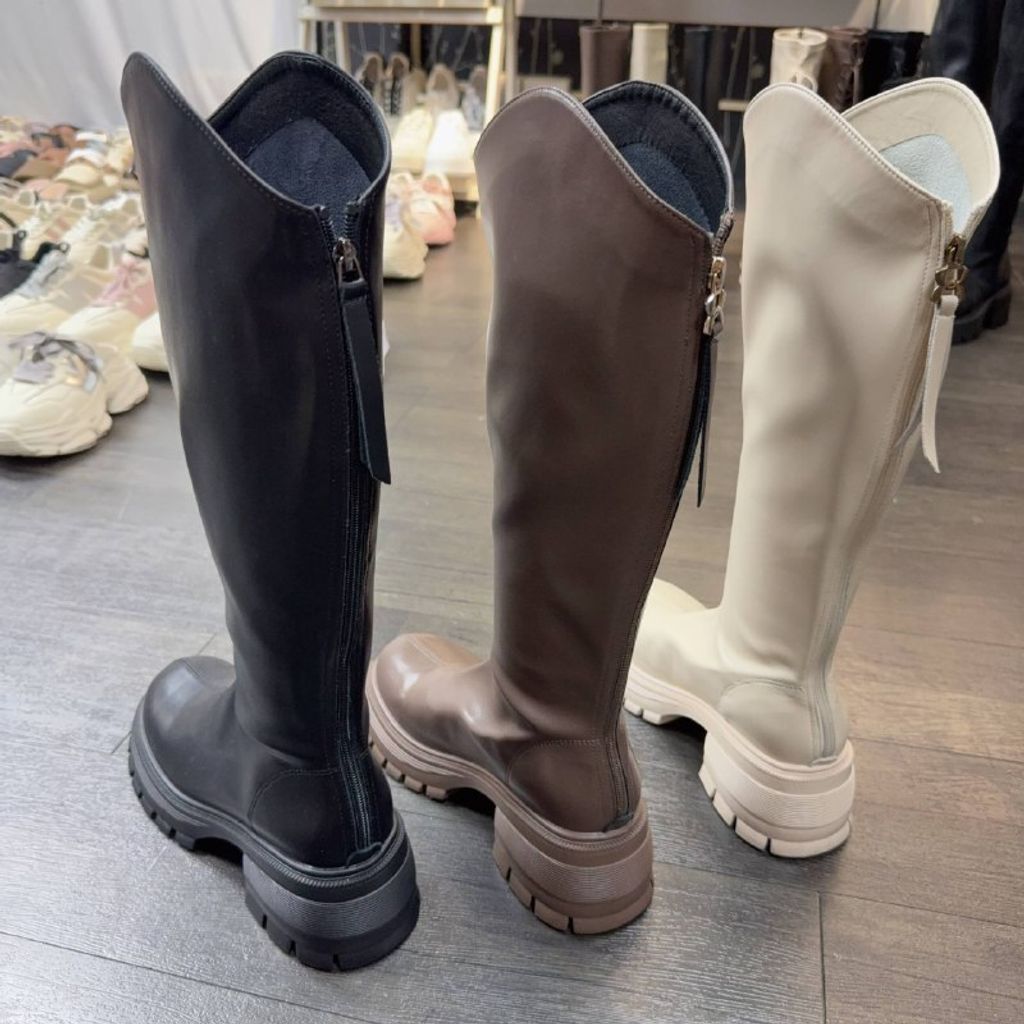 587f2655-b8d3-47fa-b88c-fc34e3467392