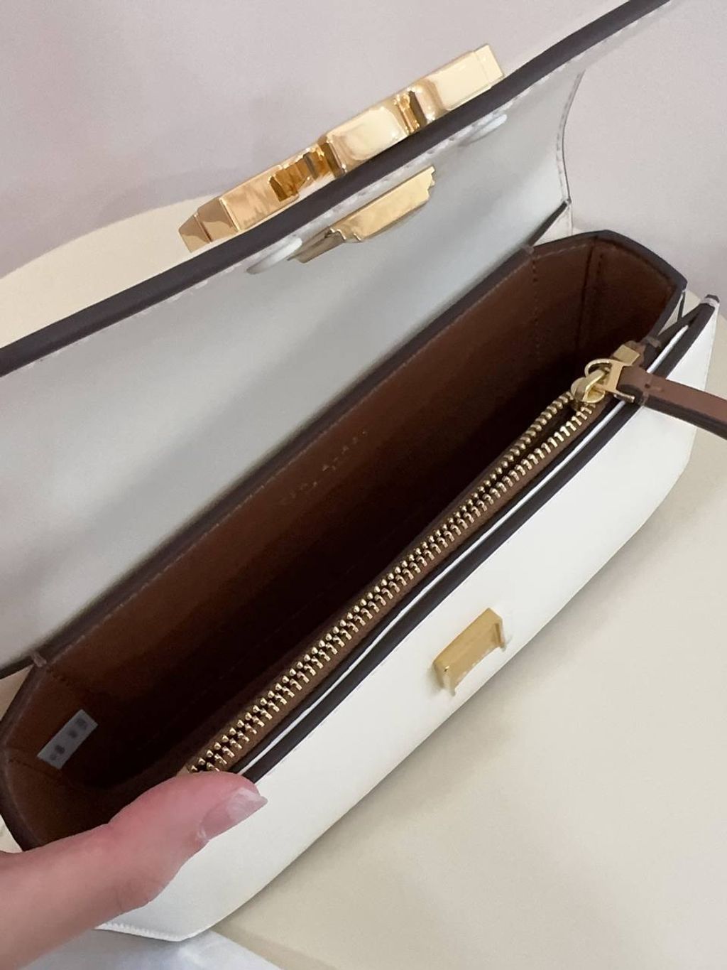 93167b8a-f6ee-4d2d-a98c-36fdae4293c1