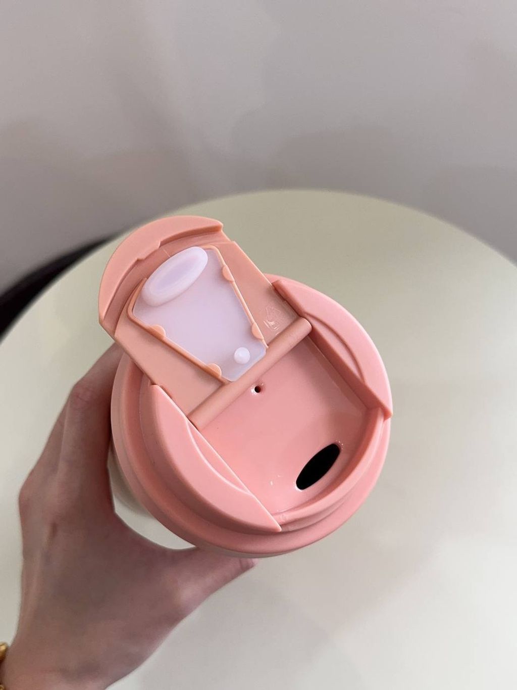 03f3e380-1c58-4c4a-8c35-6547dd463835