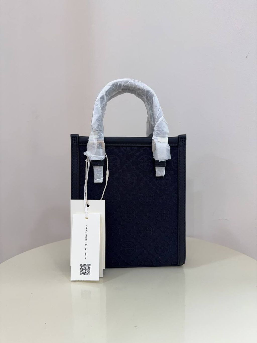 8c928376-0774-4c73-a461-59064bbce1d6