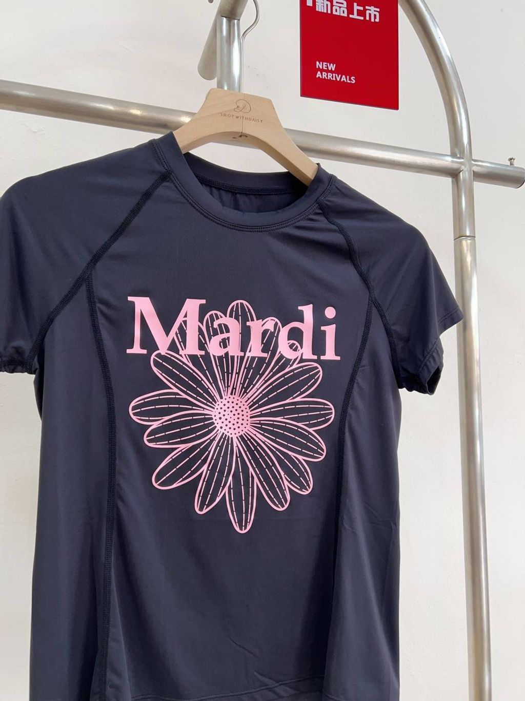 d6111eda-f9d8-445c-8d09-1dee46fee5da